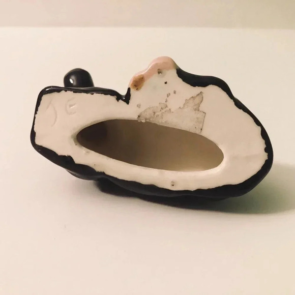 Vintage Ceramic Bull Cow Figurine Black 3.5  Inch Long Figure - Picture 6 of 9